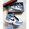 Air Jordan 1 High  University Blue